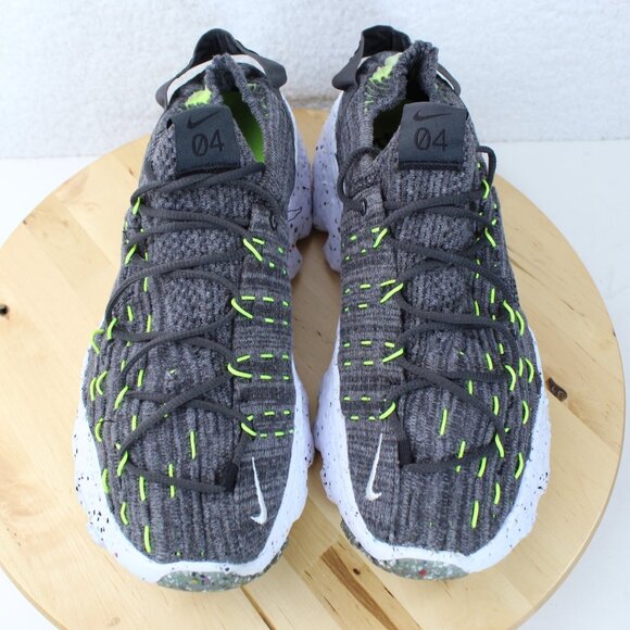 Nike Space Hippie 04 Running Shoe Sneaker Mens 10 Black Volt White CZ6398 010 - Picture 3 of 10